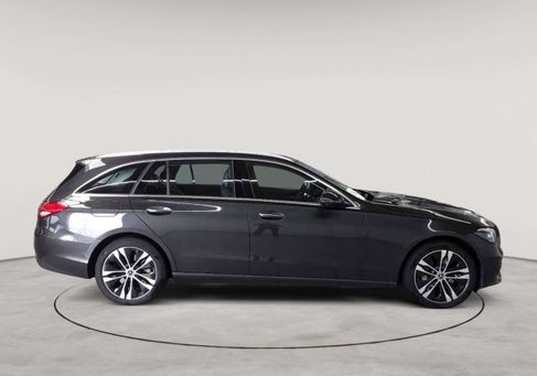 Mercedes-Benz C 300, 2023 3