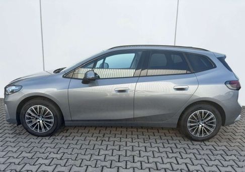 BMW 220, 2025 3