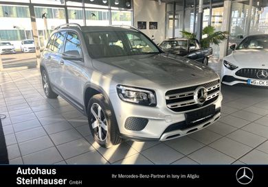 Mercedes-Benz GLB 200, 2022