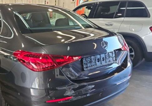 Mercedes-Benz C 200, 2022