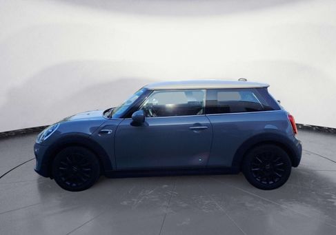 MINI ONE, 2019