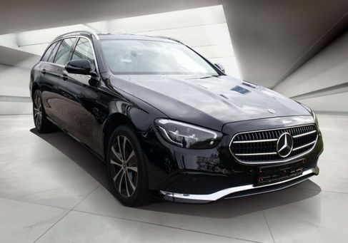 Mercedes-Benz E 300, 2021