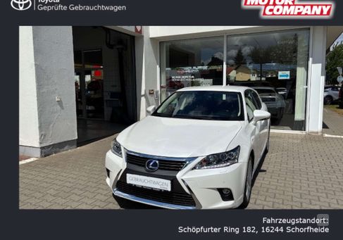 Lexus CT 200h, 2016