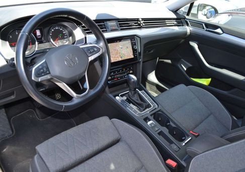 Volkswagen Passat Variant, 2023 3