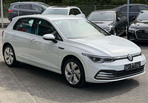 Volkswagen Golf, 2024 3