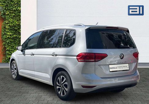 Volkswagen Touran, 2022 3