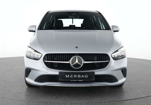 Mercedes-Benz B 180, 2025 2