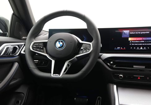 BMW i4, 2025