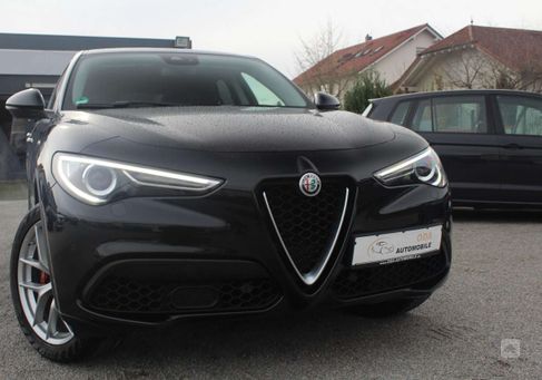 Alfa Romeo Stelvio, 2017