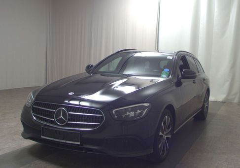 Mercedes-Benz E 300, 2022 2