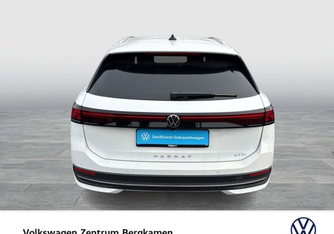 Volkswagen Passat Variant, 2025