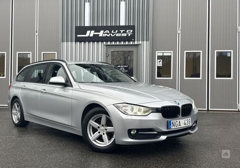 BMW 318, 2013