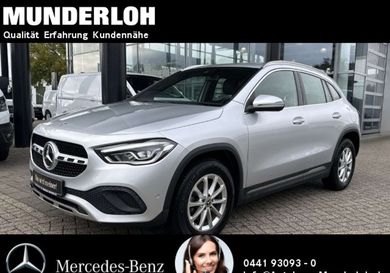 Mercedes-Benz GLA 200, 2022