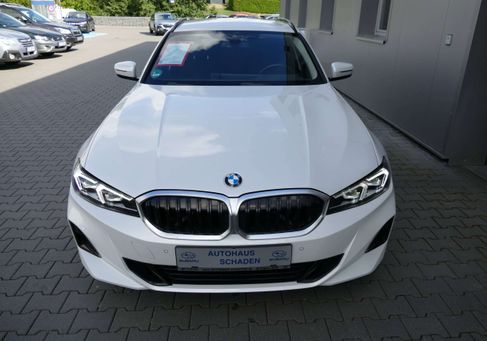 BMW 318, 2023 3