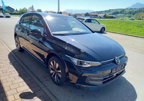 Volkswagen Golf, 2025