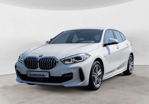 BMW 118, 2023
