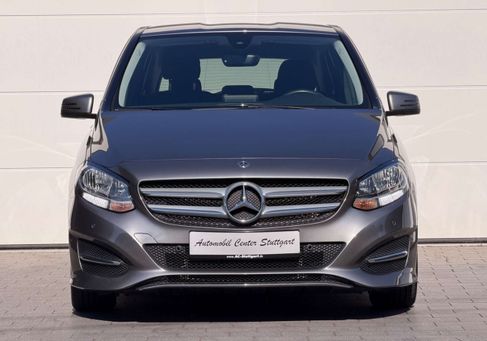 Mercedes-Benz B 180, 2017