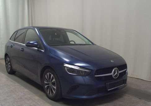 Mercedes-Benz B 200, 2023