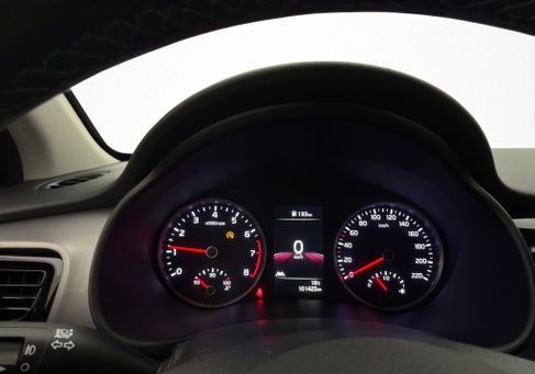 Kia Stonic, 2022