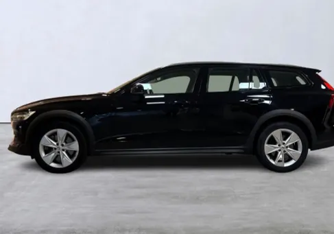 Volvo V60 Cross Country, 2021