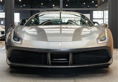 Ferrari 488 GTB, 2016