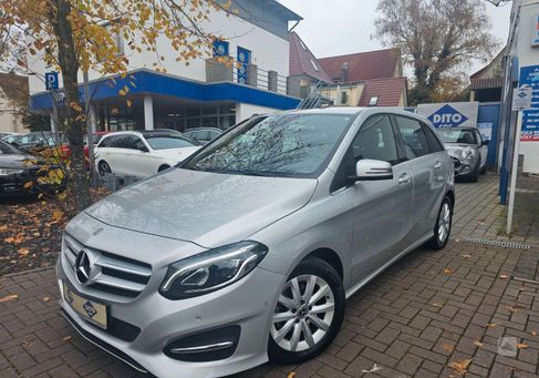 Mercedes-Benz B 180, 2017