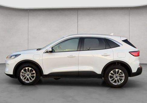 Ford Kuga, 2022