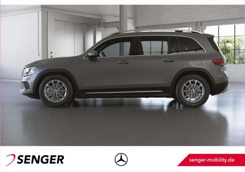 Mercedes-Benz GLB 200, 2021