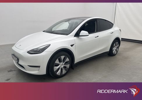 Tesla Model Y, 2023