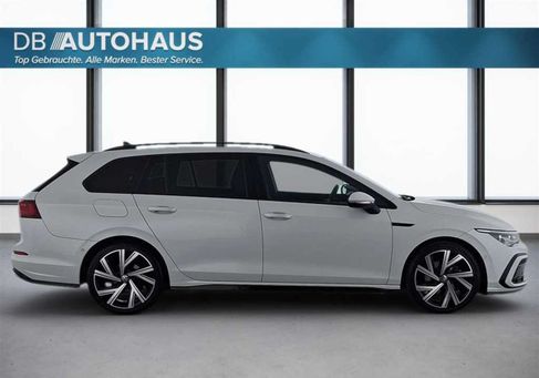 Volkswagen Golf, 2022 3