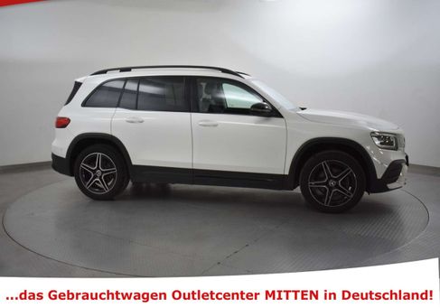 Mercedes-Benz GLB 250, 2021