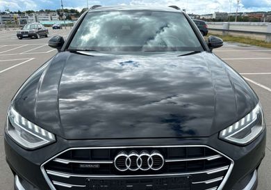 Audi A4, 2022