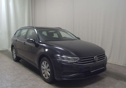 Volkswagen Passat, 2022