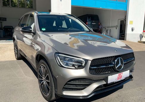 Mercedes-Benz GLC 300, 2020