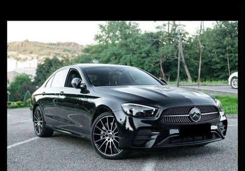 Mercedes-Benz E 220, 2023
