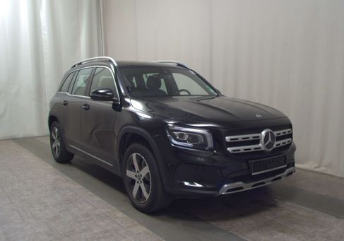 Mercedes-Benz GLB 200, 2022
