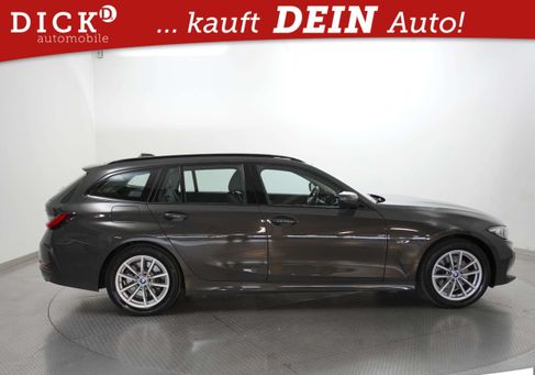 BMW 330, 2023