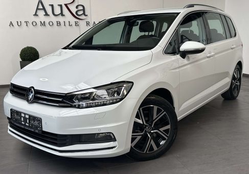 Volkswagen Touran, 2023 2