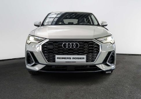 Audi Q3, 2022 3