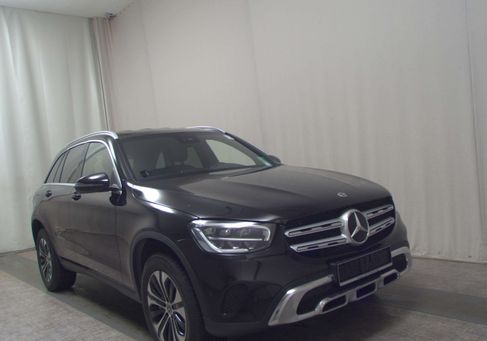 Mercedes-Benz GLC 300, 2021