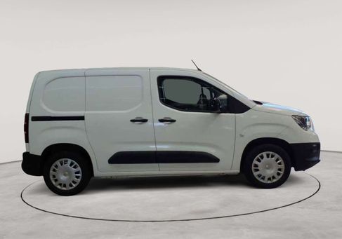 Opel Combo, 2022 3