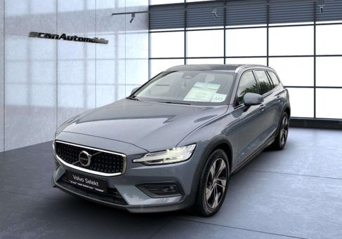 Volvo V60 Cross Country, 2023