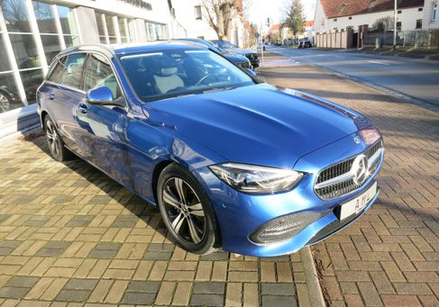 Mercedes-Benz C 300, 2022