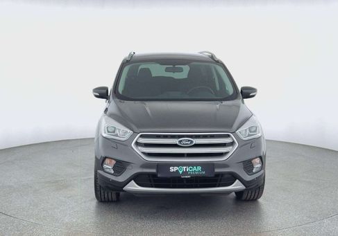 Ford Kuga, 2019