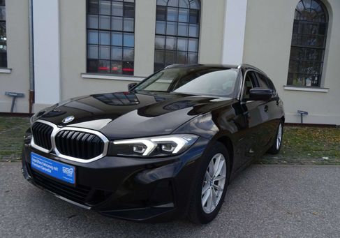 BMW 318, 2023 3