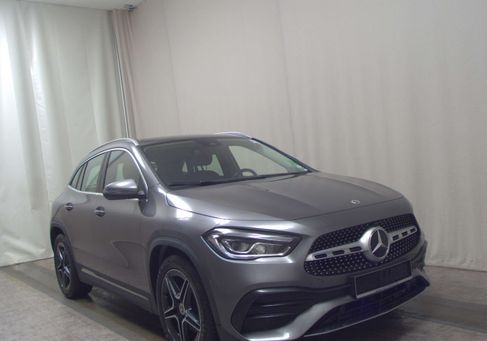 Mercedes-Benz GLA 220, 2023