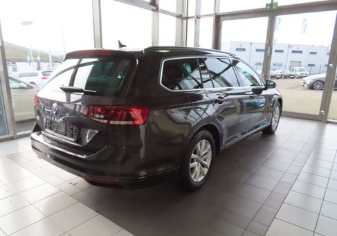 Volkswagen Passat Variant, 2023