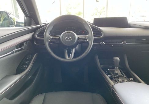 Mazda 3, 2025