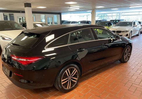 Mercedes-Benz CLA 180, 2022