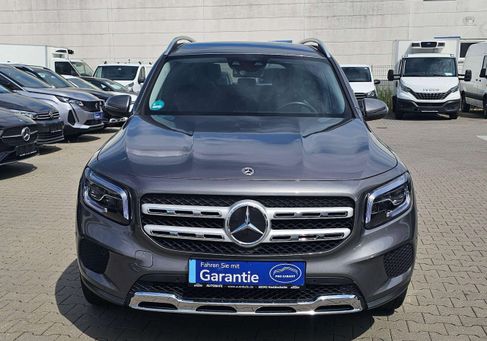 Mercedes-Benz GLB 200, 2022